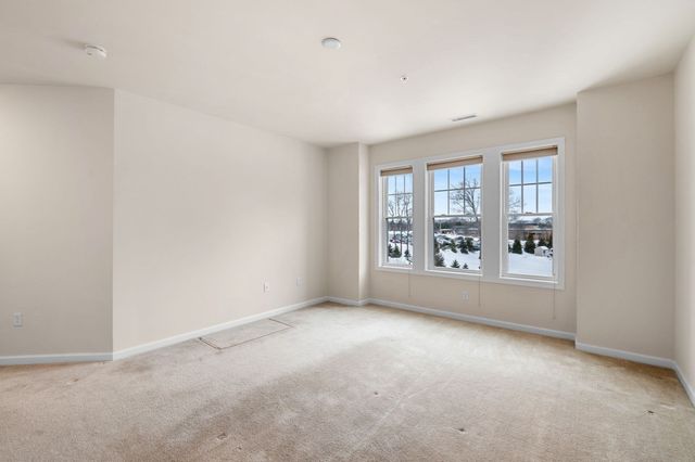 2 Francis Drive 301, Andover, MA 01810