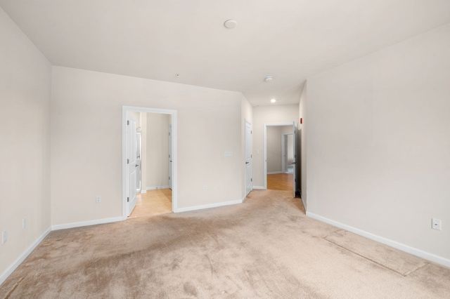 2 Francis Drive 301, Andover, MA 01810
