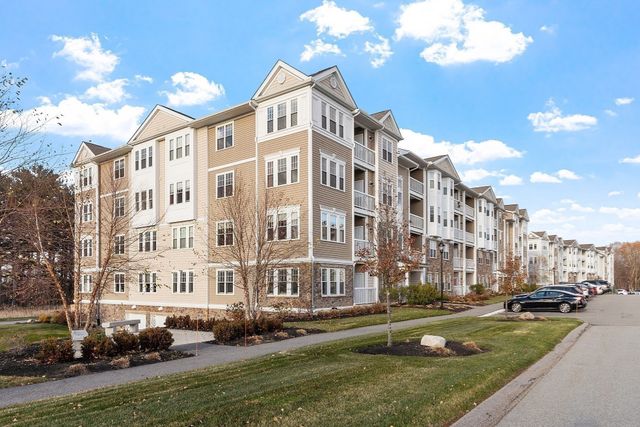 2 Francis Drive 301, Andover, MA 01810