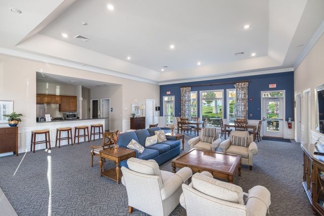 2 Francis Drive 301, Andover, MA 01810