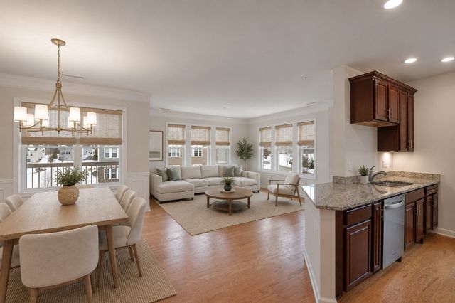 2 Francis Drive 301, Andover, MA 01810