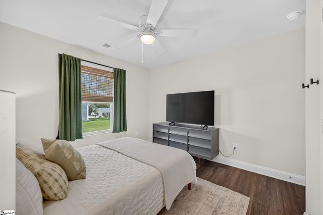 214 Woodfield Avenue, Fountain Inn, SC 29644