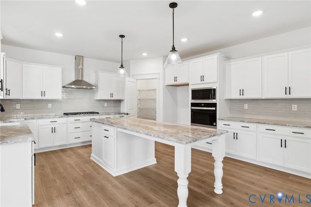 16751 Chesler Way, Moseley, VA 23120