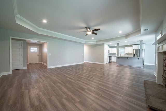 16 Maxwell Drive, Fort Mitchell, AL 36856