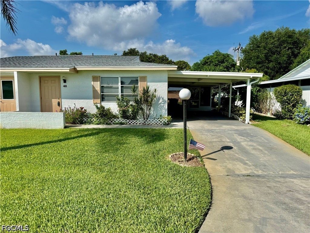 48 Heath Aster LN, Lehigh Acres, FL 33936