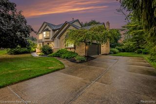 869 Timberline Drive, Rochester Hills, MI 48309