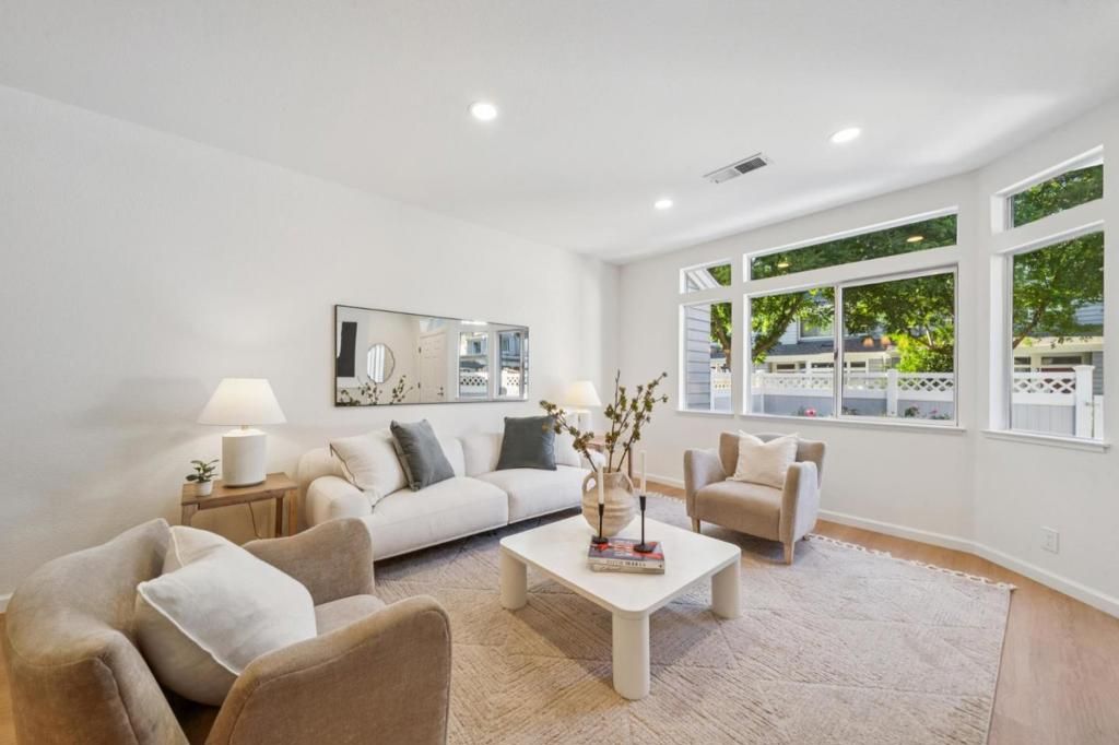 Image 10 of property listing at 3687 Cabernet Vineyards Circle, San Jose, CA 95117