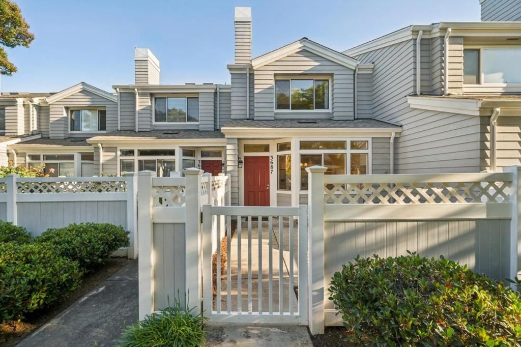 Image 2 of property listing at 3687 Cabernet Vineyards Circle, San Jose, CA 95117