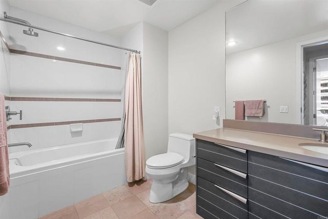 1325 Pacific Highway, San Diego, CA 92101