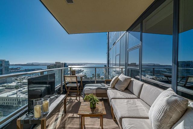 1325 Pacific Highway, San Diego, CA 92101