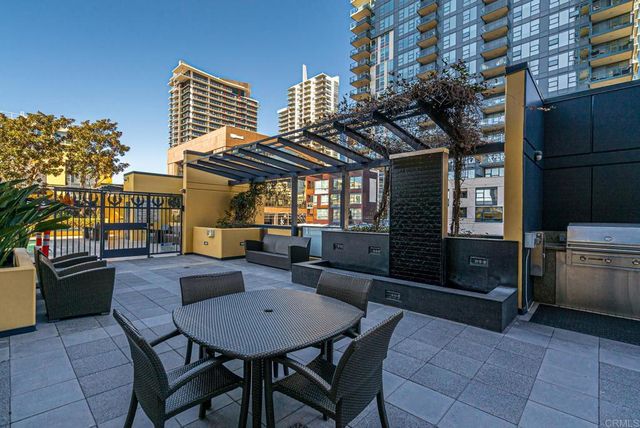 1325 Pacific Highway, San Diego, CA 92101