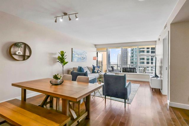 1325 Pacific Highway, San Diego, CA 92101