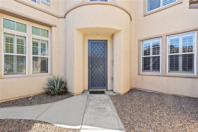 10003 Bayberry Bend Street, Las Vegas, NV 89178