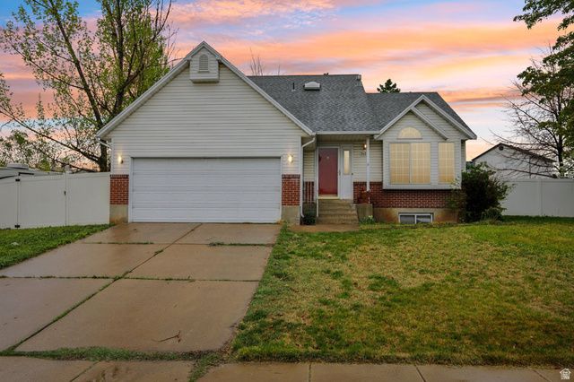 262 W 1850 N, Layton, UT 84041