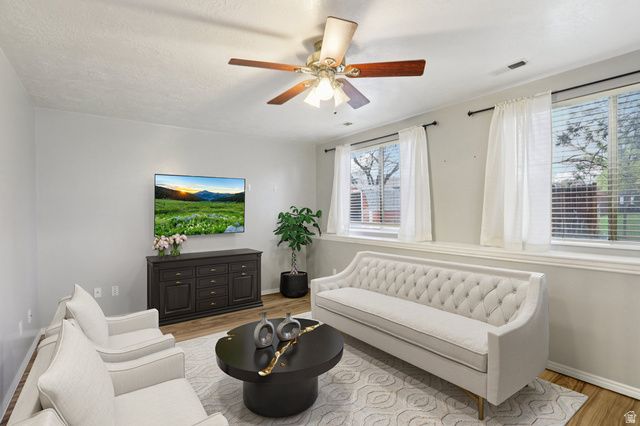 262 W 1850 N, Layton, UT 84041