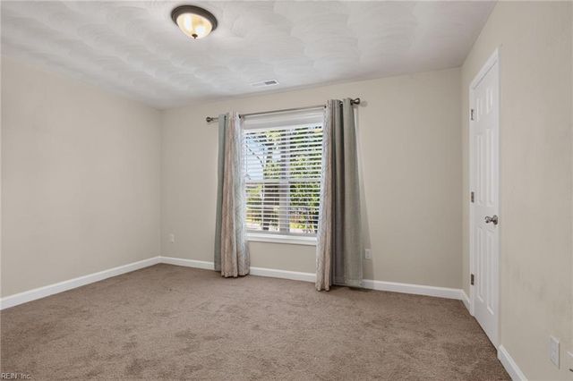 5228 Andover RD, Virginia Beach, VA 23464