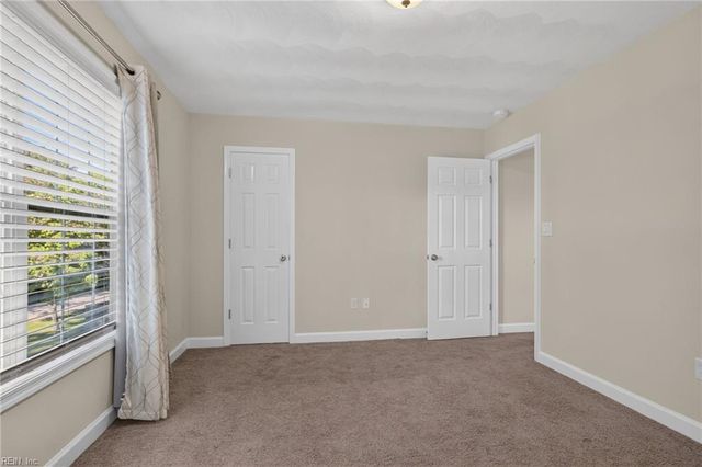 5228 Andover RD, Virginia Beach, VA 23464
