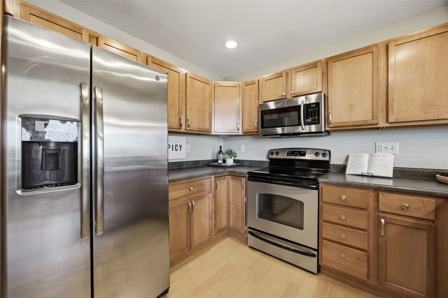 172 S Park Ridge Road, North Liberty, IA 52317