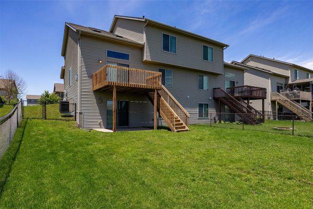 172 S Park Ridge Road, North Liberty, IA 52317