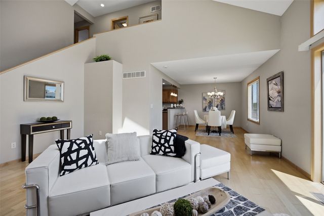 172 S Park Ridge Road, North Liberty, IA 52317