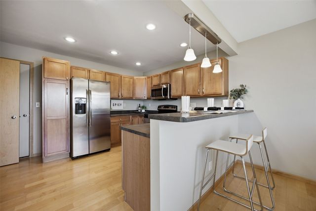 172 S Park Ridge Road, North Liberty, IA 52317