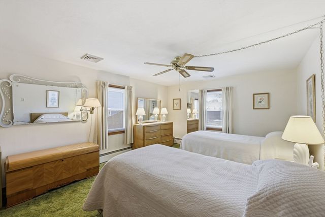 20 Bourbeau St, Chicopee, MA 01020