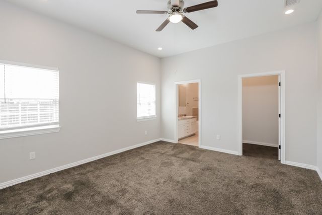 1633 Mockingbird Lane, Desoto, TX 75115