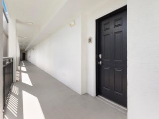 1690 Renaissance Commons Boulevard, Boynton Beach, FL 33426