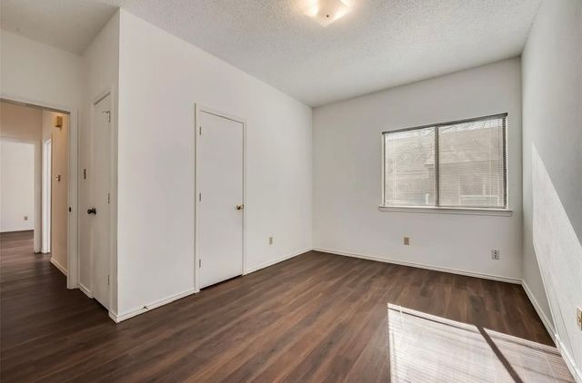 812 Melville Drive, Arlington, TX 76015