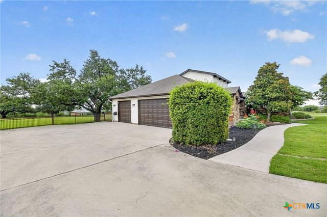 1424 Decanter Drive, New Braunfels, TX 78132