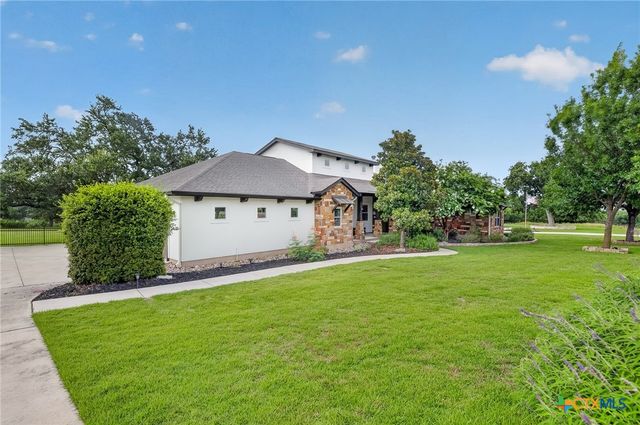 1424 Decanter Drive, New Braunfels, TX 78132