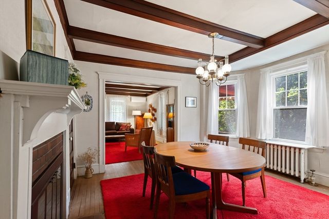 17 Oak Knoll, Arlington, MA 02476