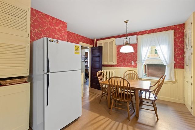 17 Oak Knoll, Arlington, MA 02476