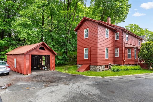 17 Oak Knoll, Arlington, MA 02476