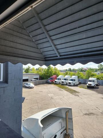 13507 Auburn Street, Detroit, MI 48223