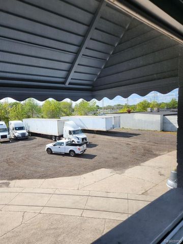 13507 Auburn Street, Detroit, MI 48223