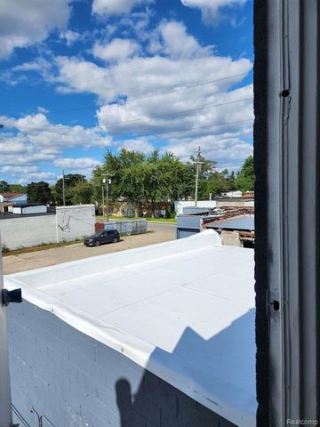 13507 Auburn Street, Detroit, MI 48223