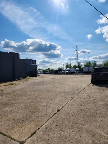 13507 Auburn Street, Detroit, MI 48223