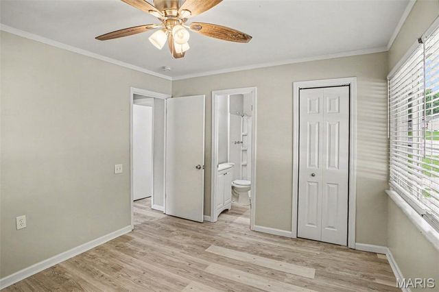 2737 Essex Street, St Charles, MO 63301