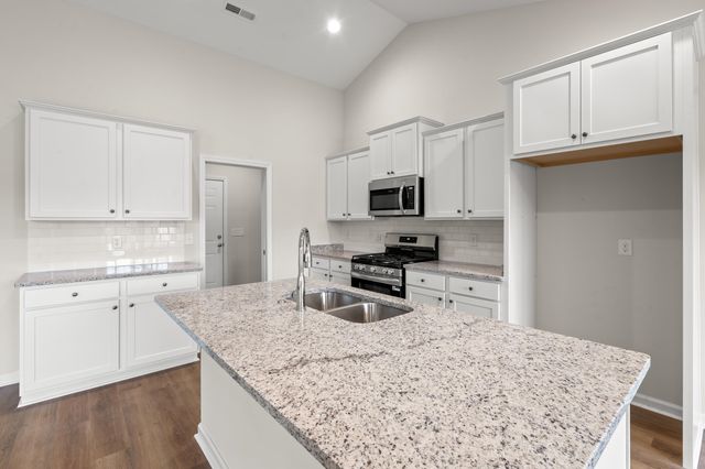 194 Stillbrook Dr., Longs, SC 29568