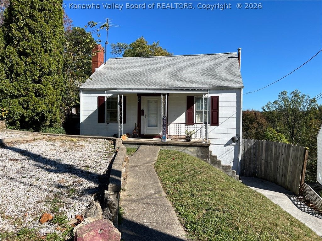 610 A&D Monroe Street, Charleston, WV 25302