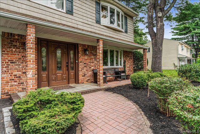 68 Butterfield Drive, Greenlawn, NY 11740