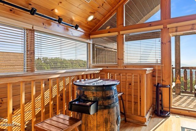 1851 Starr Street, Sevierville, TN 37876