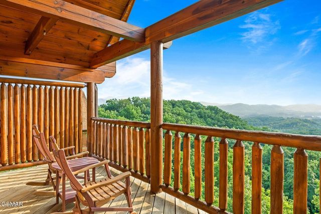 1851 Starr Street, Sevierville, TN 37876