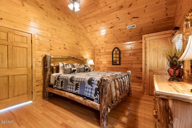 1851 Starr Street, Sevierville, TN 37876