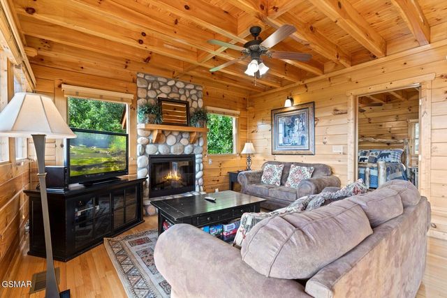 1851 Starr Street, Sevierville, TN 37876