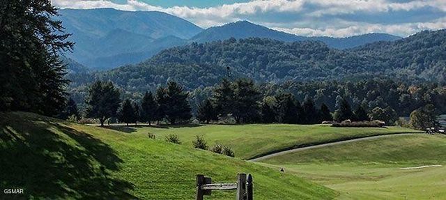 1851 Starr Street, Sevierville, TN 37876