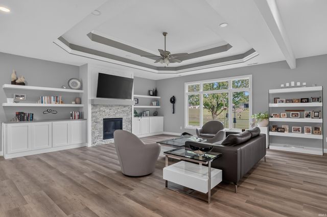 10505 Spamount Cove, Leo, IN 46765
