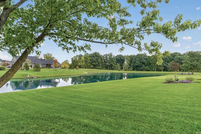 10505 Spamount Cove, Leo, IN 46765