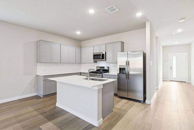 1156 Del Rio Drive, Lavon, TX 75166